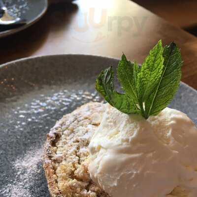 The George Pub Restaurant