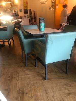 The Jelly Lounge Family Club