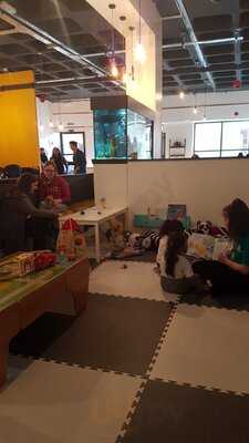 The Jelly Lounge Family Club