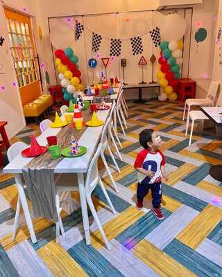 The Jelly Lounge Family Club