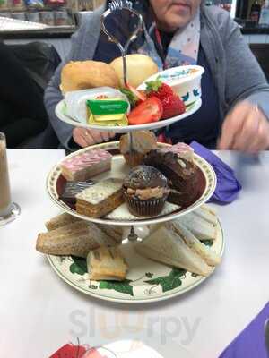 Big Baps And Little Baps Cafe