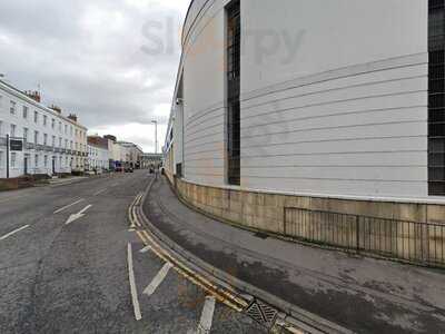 Millies Cookies Cheltenham