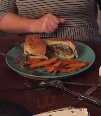 Havans Burgers And Shakes