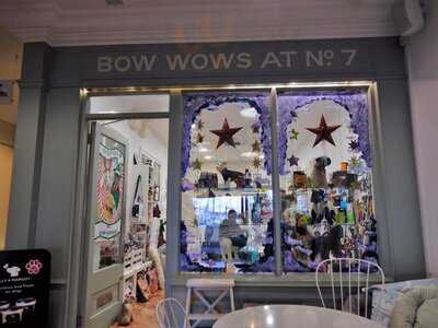 Bowwows At No. 7