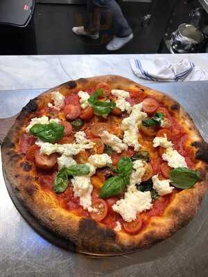 Papa Luigi - Dial A Pizza