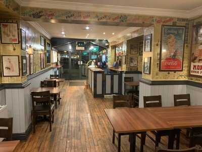 Papa Luigi - Dial A Pizza