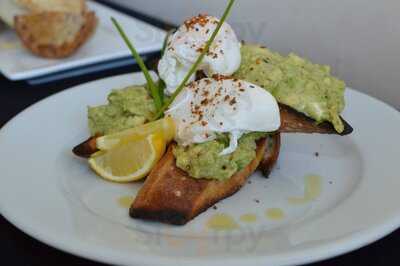 Squirrel Cafe And Mini Golf