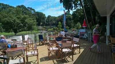 Squirrel Cafe And Mini Golf