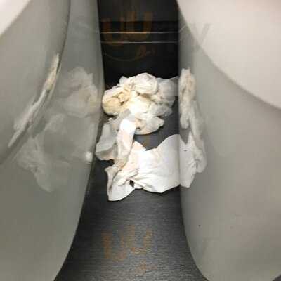 Jake's Family Restaurant & Pub