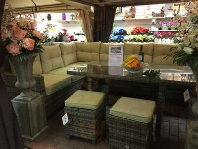 Hilltop Garden Centre Cafe