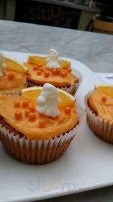 Urban Renaissance Cafe