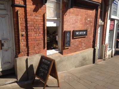Tom's Coffee Bar