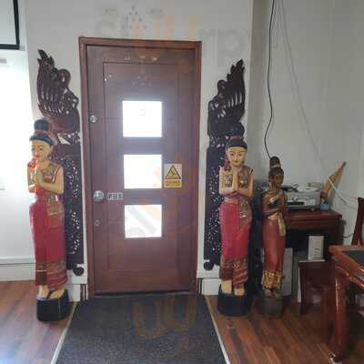 Pan Tip Thai Restaurant And Takeaway