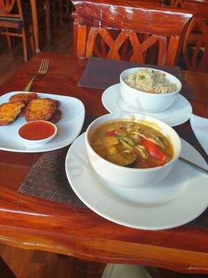 Pan Tip Thai Restaurant And Takeaway