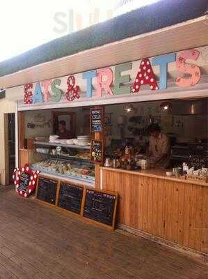 Eats & Treats
