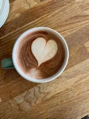 Flo's The Place In The Park