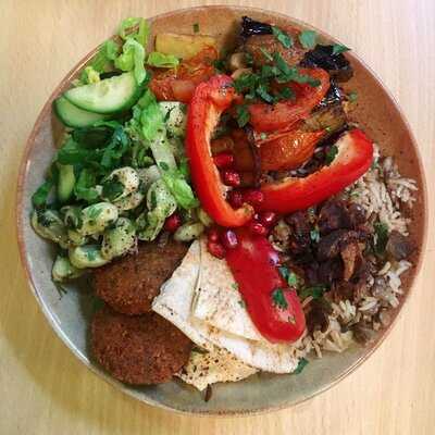 Flo's The Place In The Park