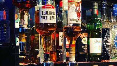 Naamis Kitchen & Bar