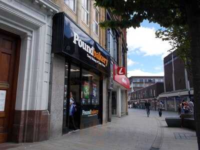 Poundbakery - St Helens (church St)