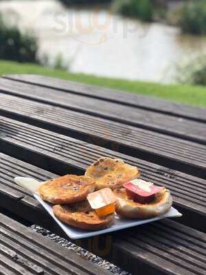 Partridge Lakes Cafe