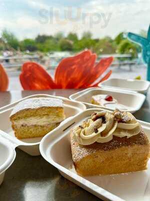 Partridge Lakes Cafe