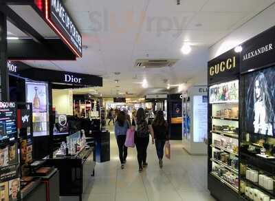 Debenhams Browns Of Chester Cafe