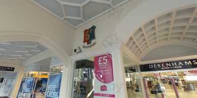 Debenhams Browns Of Chester Cafe
