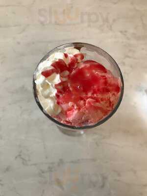 Luscious Dessert Lounge