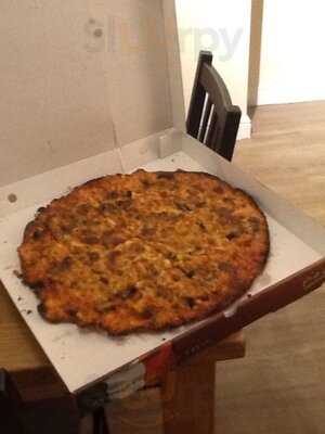 Topolino's Town Pizzeria