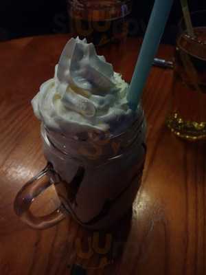 Chillim Shisha Bar And Lounge