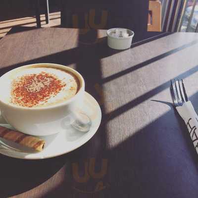 Piano Bar And Restaurant