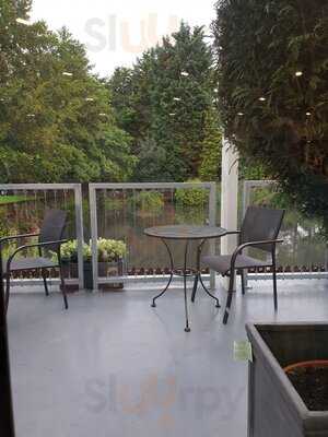 Notcutts Woodford Park