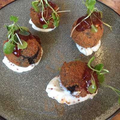 Ellingtons Restaurant