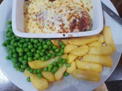 Sunnys Bar & Pub Grub