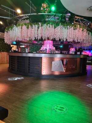 Review Preston Wine & Cocktail Bar