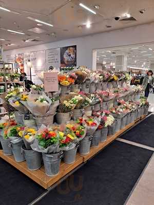 Marks & Spencer Cafe