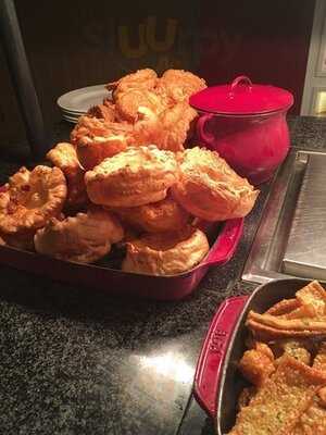 Toby Carvery Cocket Hat