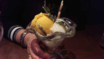 Goodwins Bar And Grill