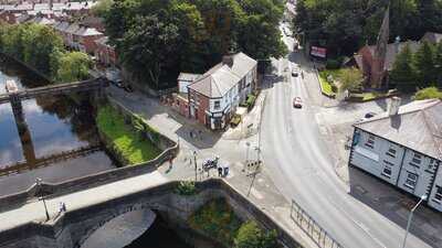 Riverside Breakfast Bar & Coffee Shop