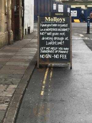 Molloy's Irish Bar