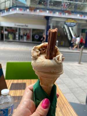 Oggy Oggy The Pasty Company (torquay)