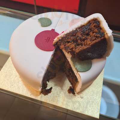 Hydee's Baguette & Breakfast Bar