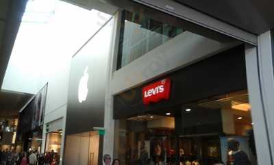Levi's Bar