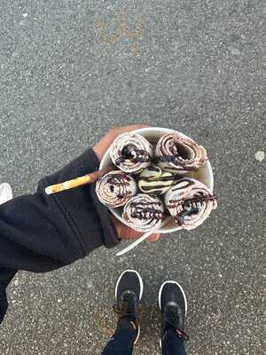 Bibbins Rolled Ice Cream