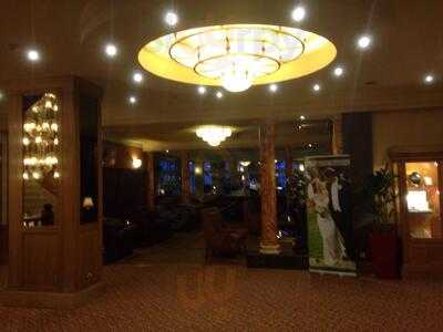 Compass Lounge & Brasserie