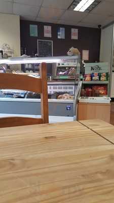 Crumbs Cafe & Takeaway