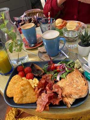 The Fat Cat Cafe Bar