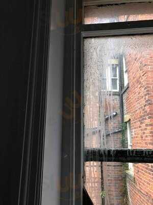 Colonial Hotel Restaurant