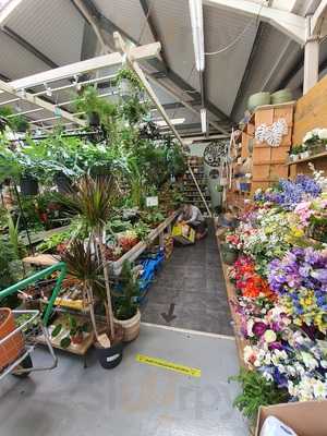 Prior Park Garden Centre