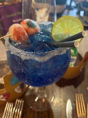 Legoland Windsor Tournament Tavern